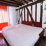 Studio Saint Germain Des Pres